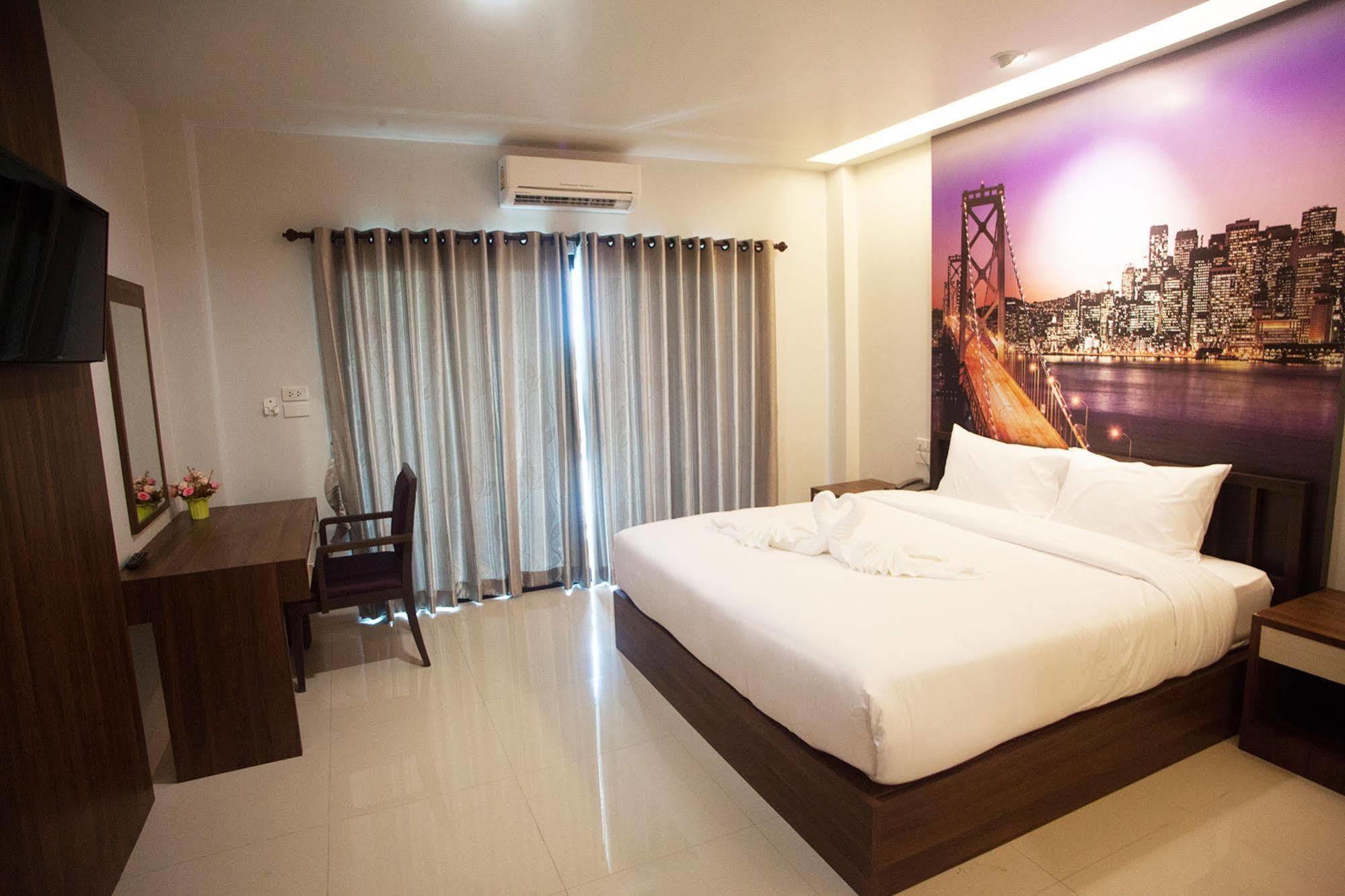 Morage Hotel Phitsanulok Exterior foto